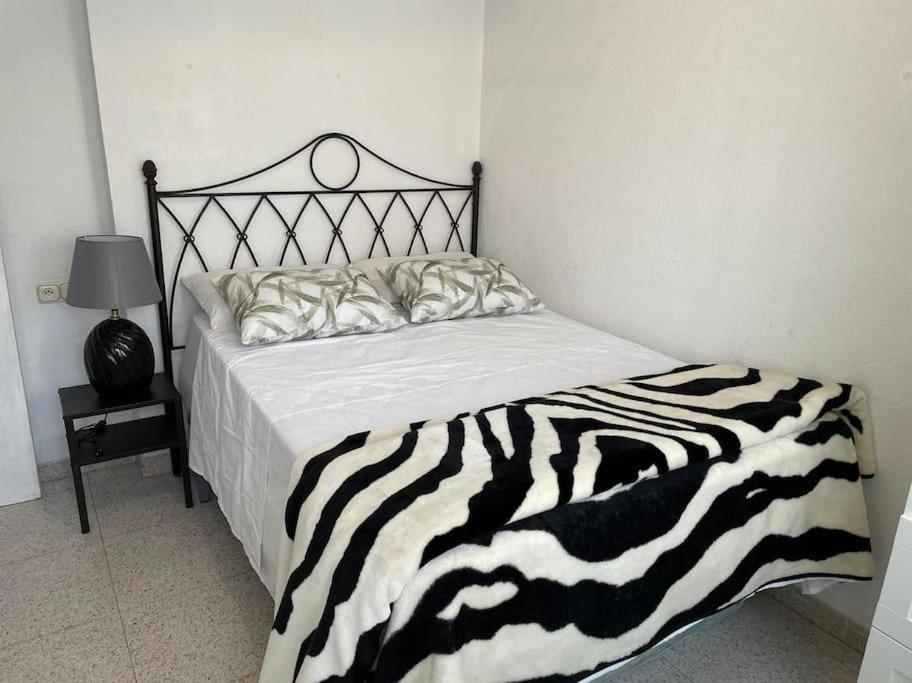 Flamenco Chill Apartment Torrevieja Dış mekan fotoğraf